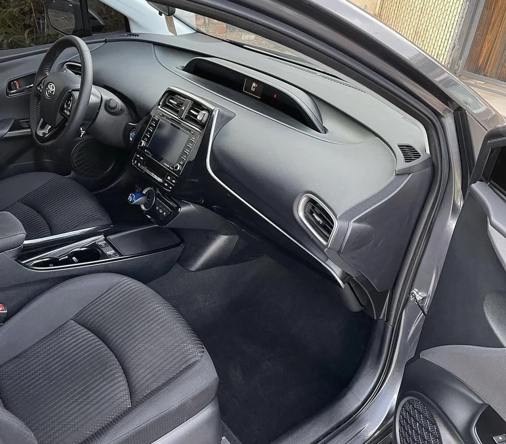 Slide of Enzo Auto Spa