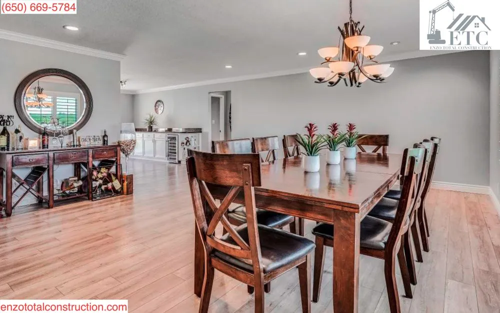 Slide of Enzo Total Construction