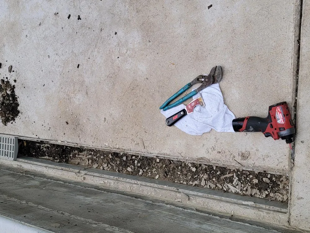 Slide of EO Plumbing Service