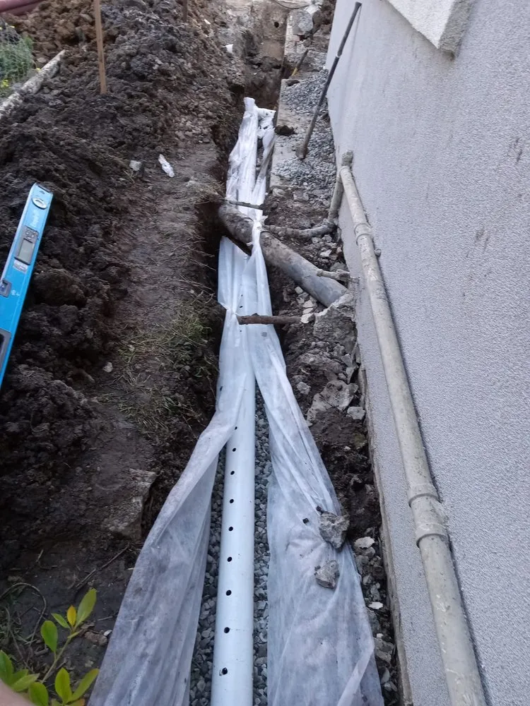 Slide of EO Plumbing Service