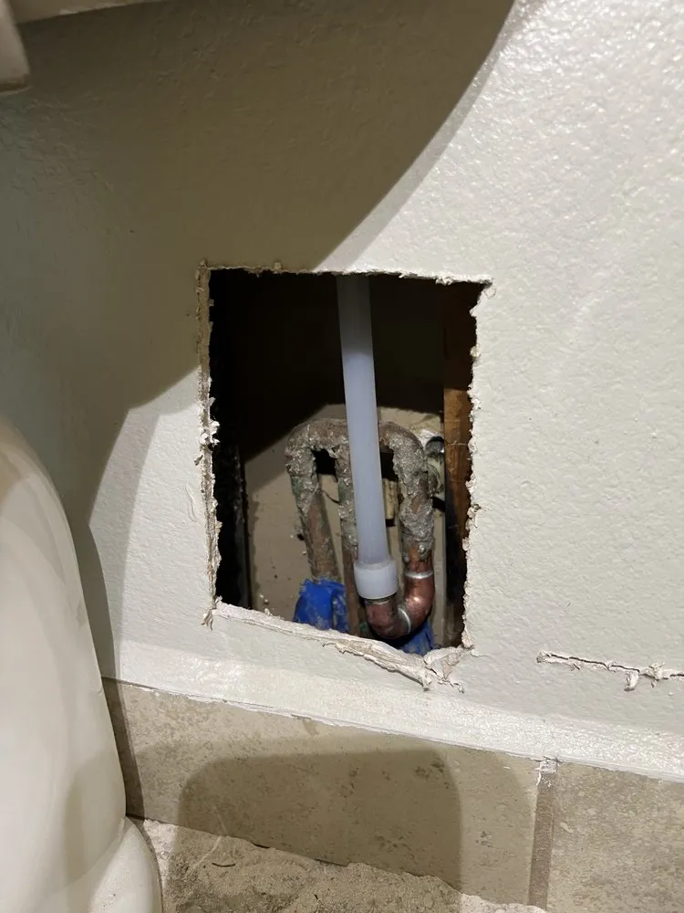 Slide of E.O Plumbing Services