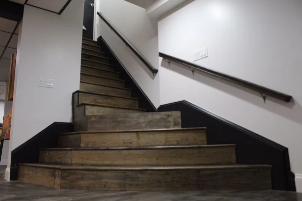 Slide of Eppinette Elite Renovation