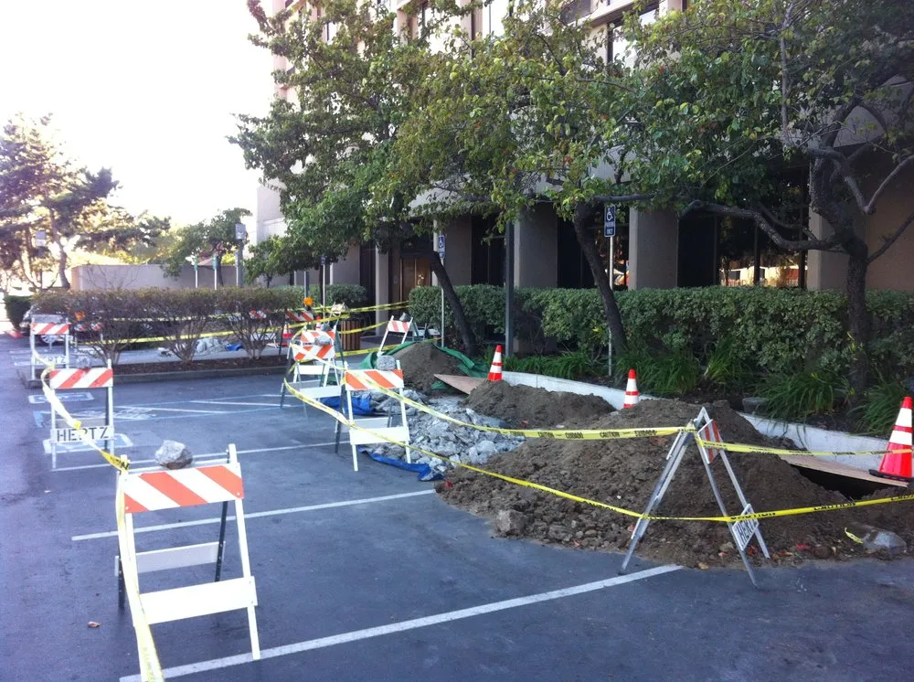 Slide of ER Plumbing & Construction