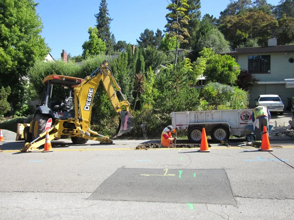 Slide of ER Plumbing & Construction