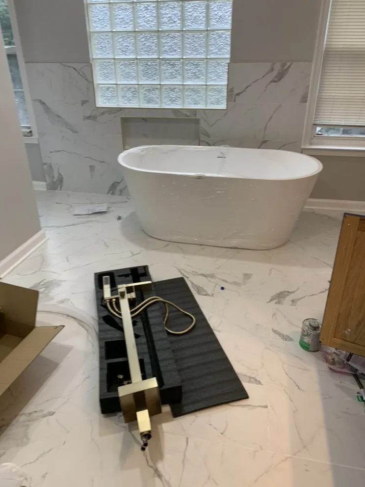 Slide of E&R pLUMBING