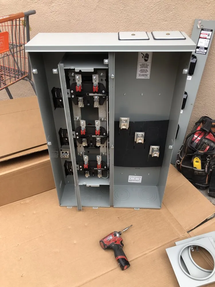 Slide of E&r Reasonable Prices Electrical & Plumbing & Heating