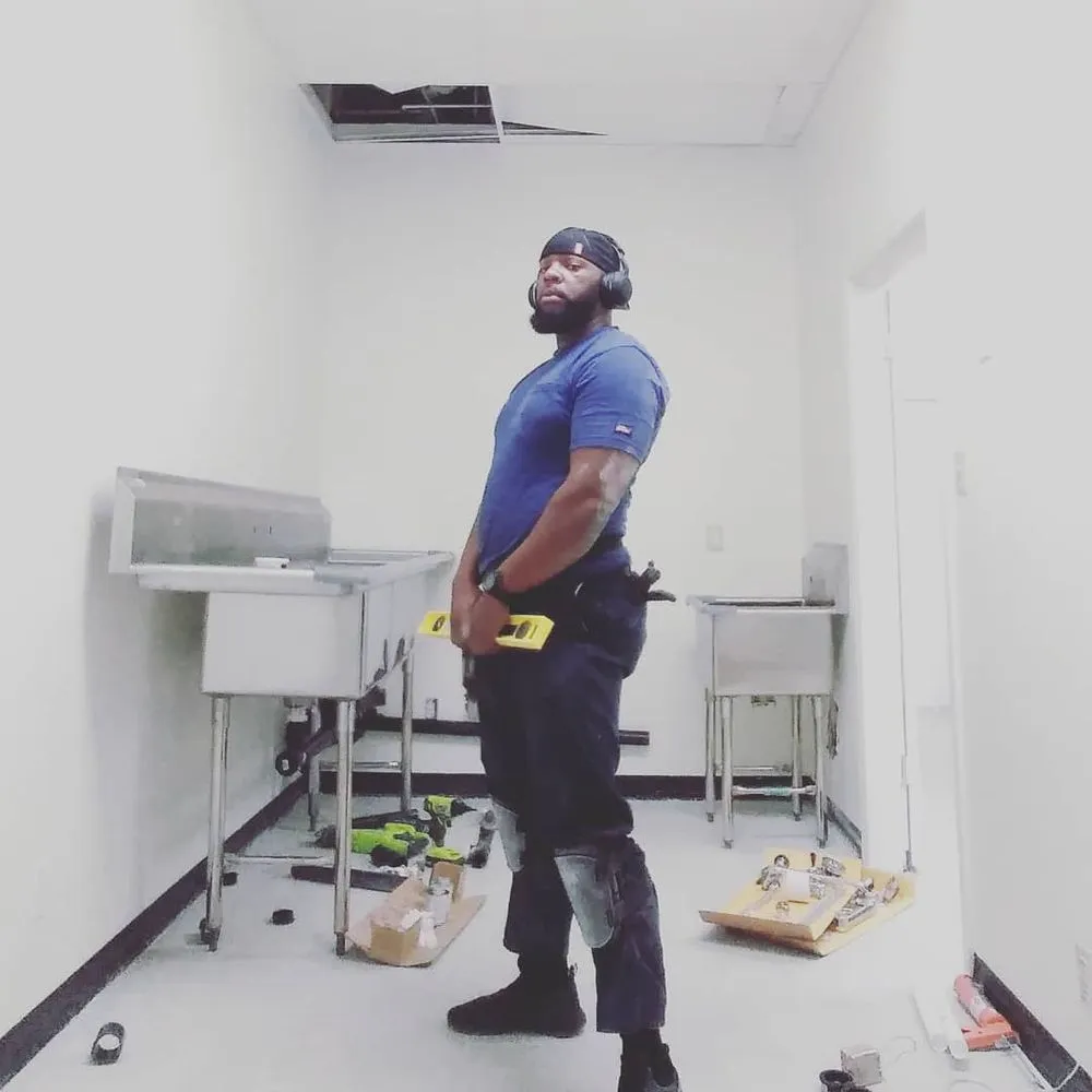 Slide of Eric the Chicago Plumber