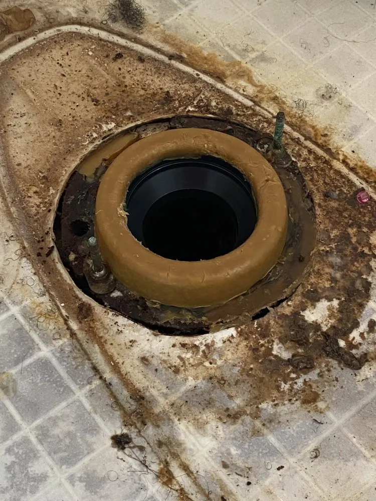 Slide of Eric The Plumbing Repair Services