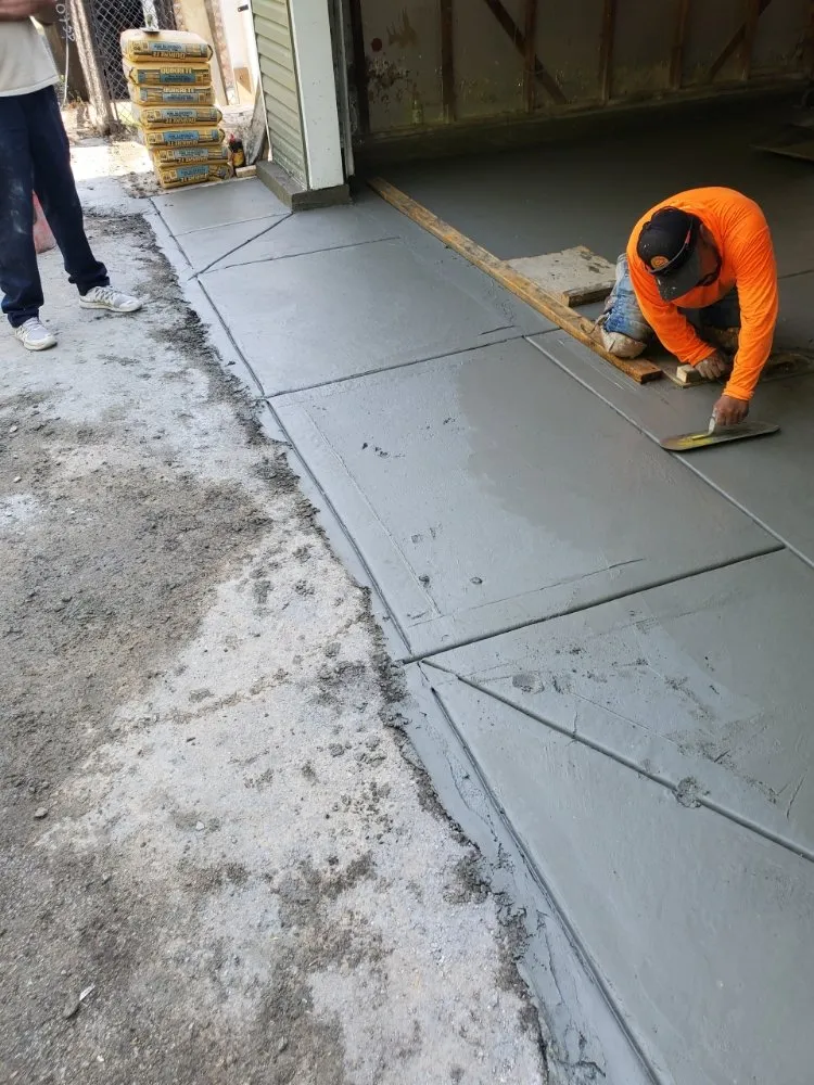 Slide of Erica Pizana