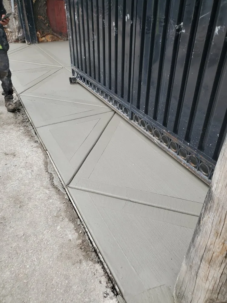 Slide of Erica Pizana