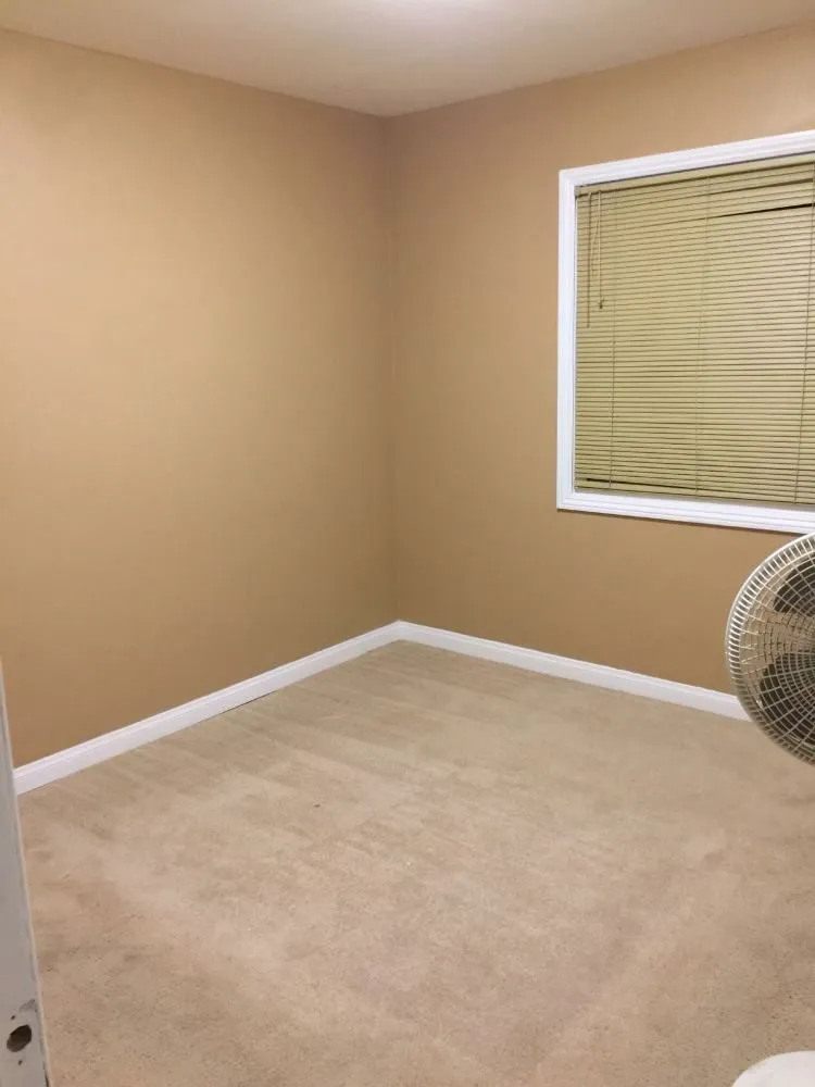 Slide of Eric's Handyman service's