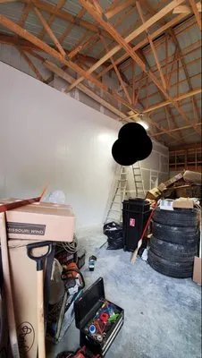 Eric's handyman services Logo