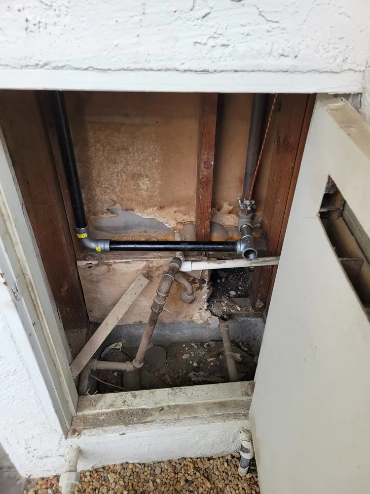 Slide of Erik Home Services Plumber