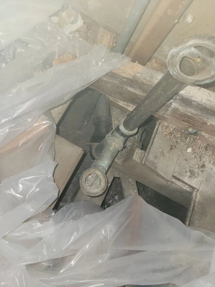 Slide of Erik Home Services Plumber