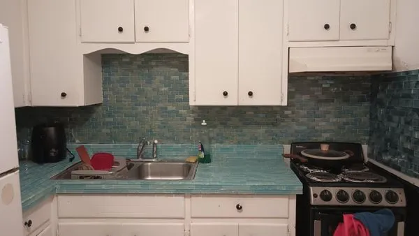 Erik Remodeling Logo