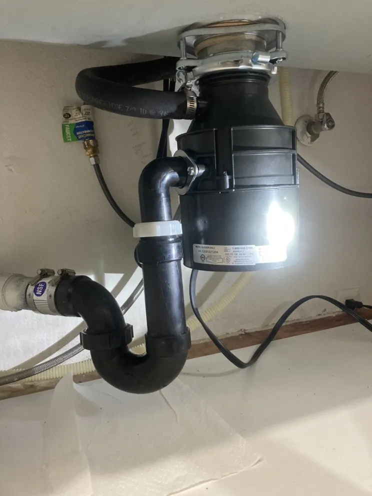 Emergency water heater service in Los Angeles, CA by Ervin's Plumbing