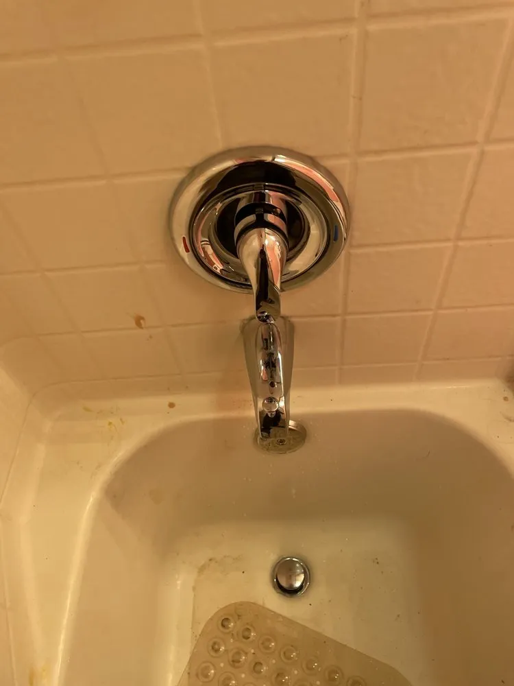 Slide of E&S Plumbing and Rooter