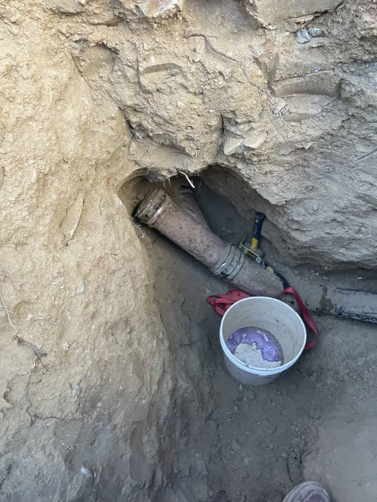 Slide of E&S Plumbing and Rooter