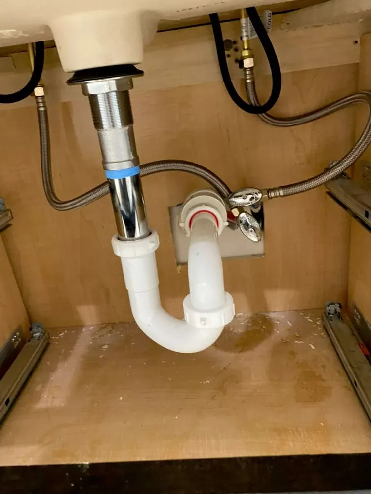 Emergency water heater service service in Bates City, MO - ES Plumbing Services