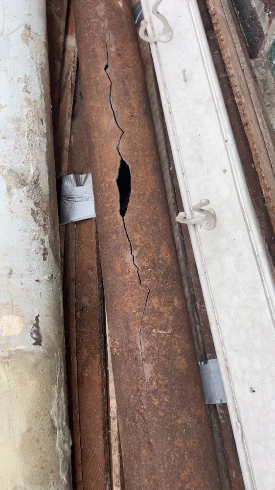 Slide of E&S Proper Plumbing