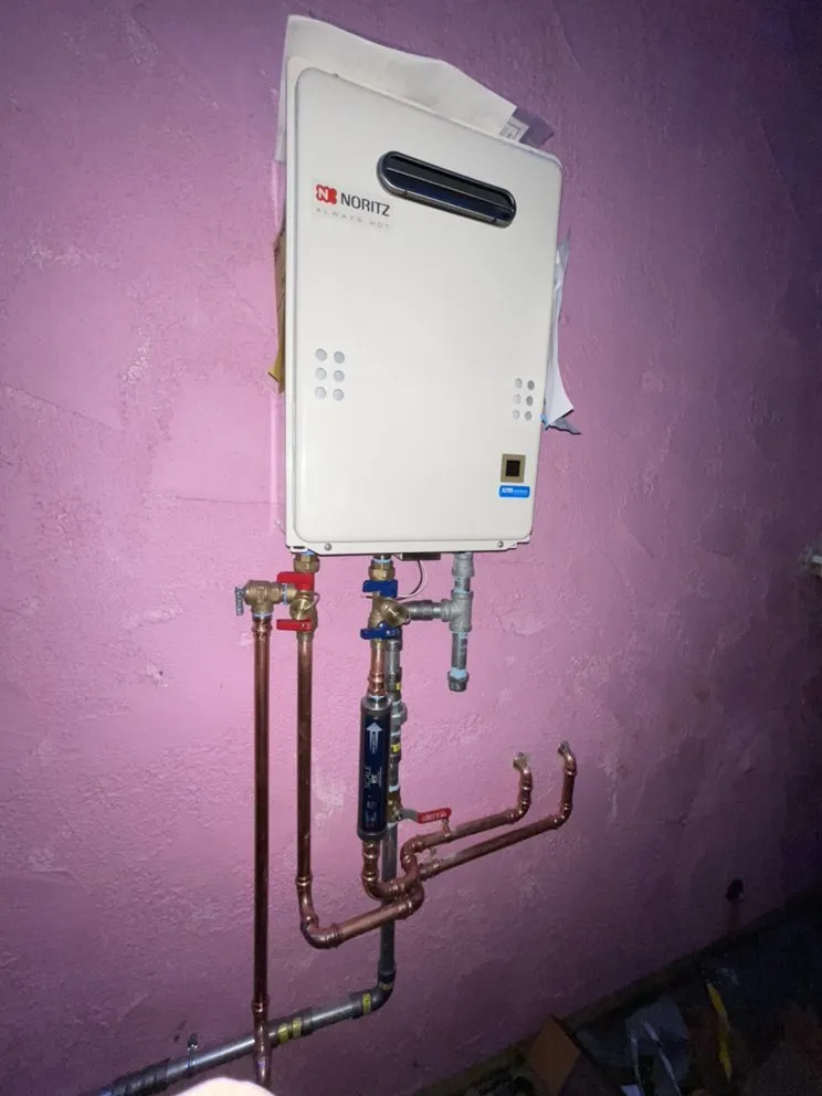 Professional water heater service in Los Angeles, CA by Escobar Plumbing & Jetting