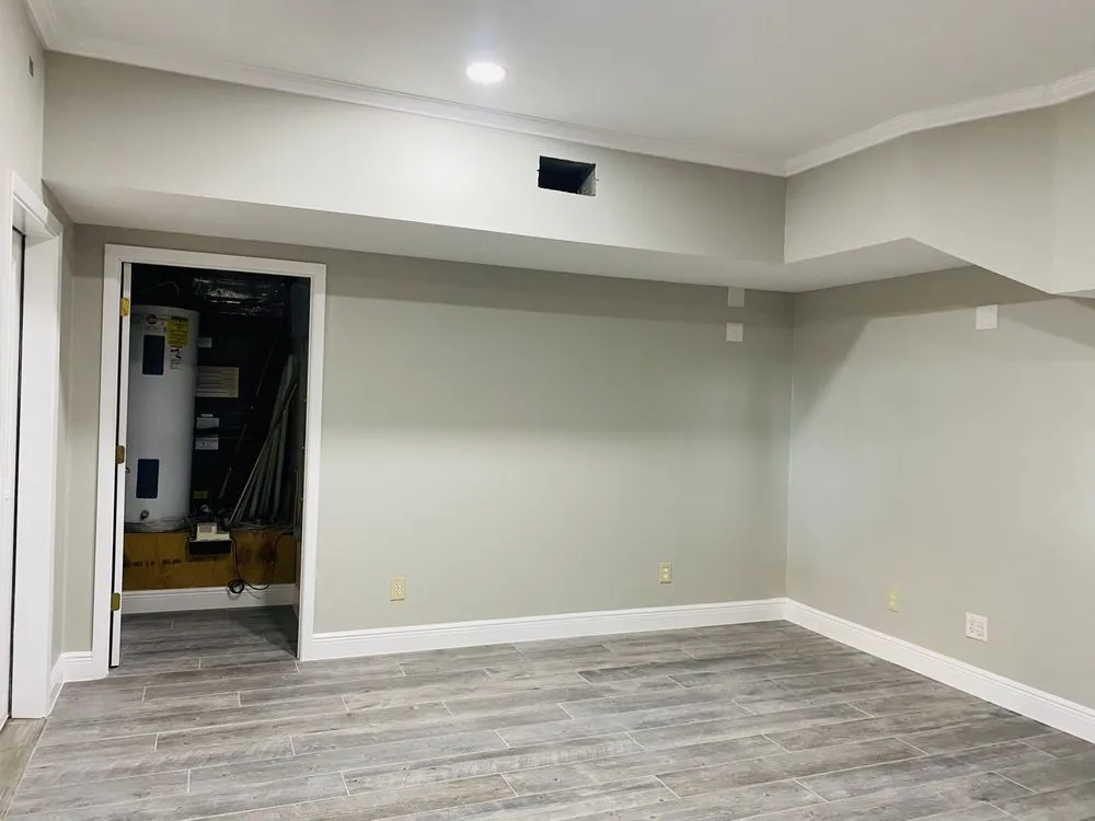 Slide of Esquives Construction & Remodeling