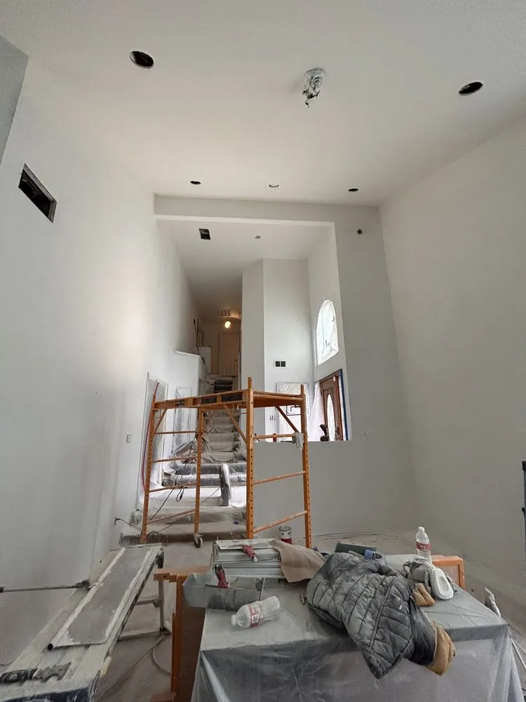 Slide of Esquives Construction & Remodeling