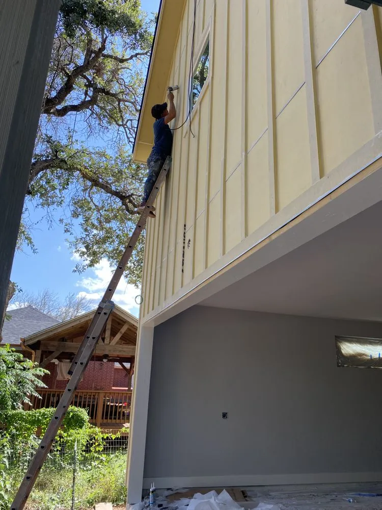 Reliable emergency plumbing for homes in Austin, TX by Esquives Construction & Remodeling