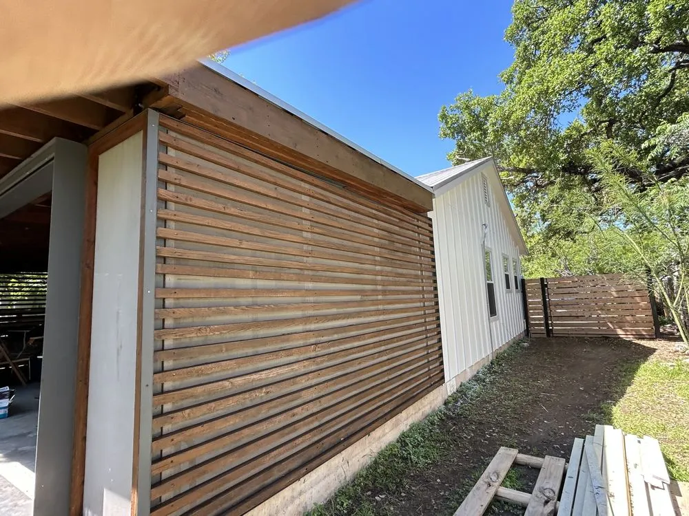 Slide of Esquives Construction & Remodeling