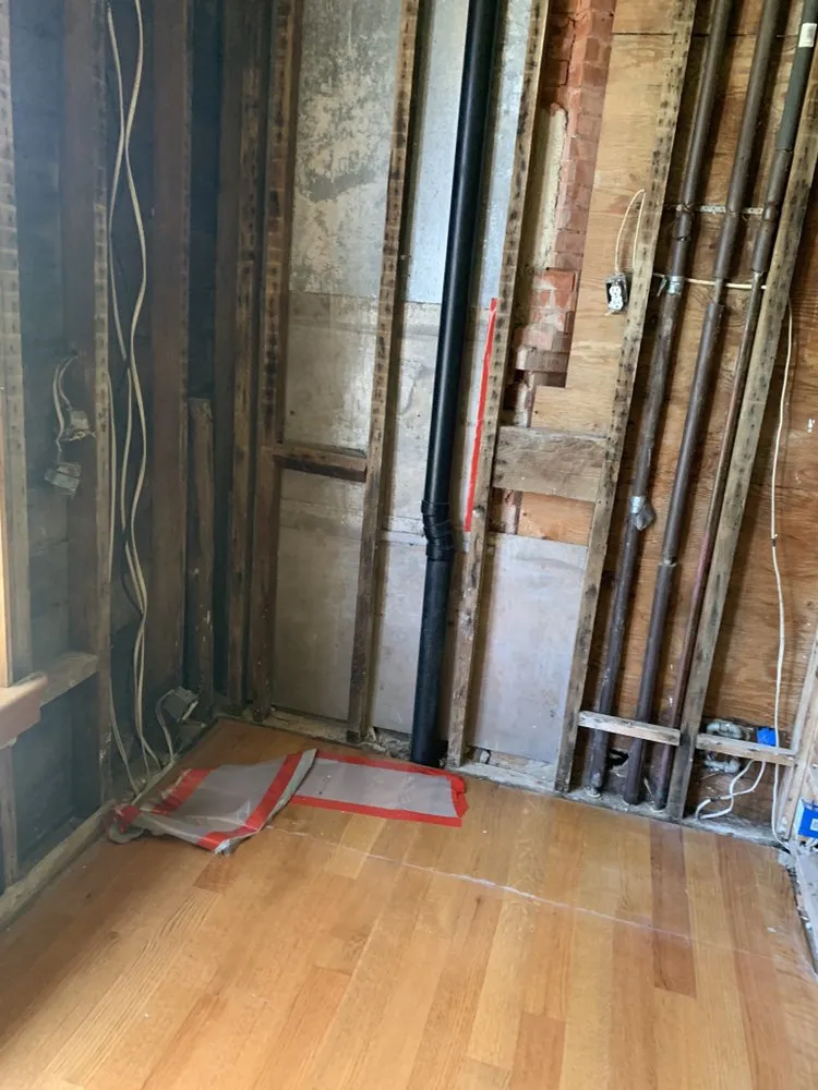 Slide of Estate Leak Detection and Plumbing