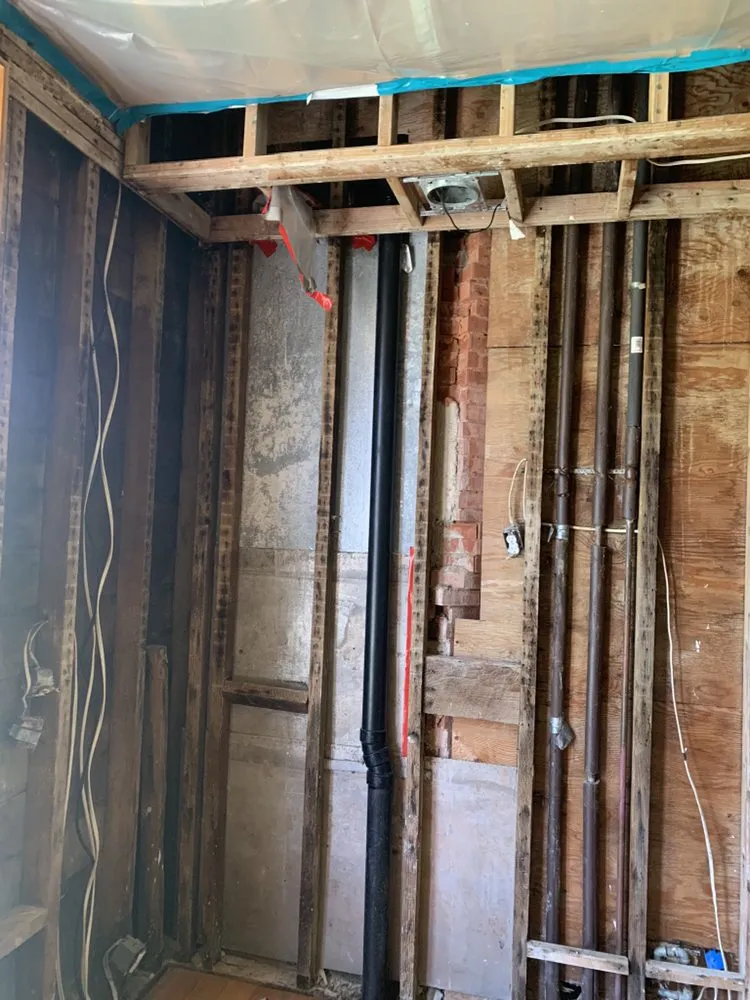 Slide of Estate Leak Detection and Plumbing