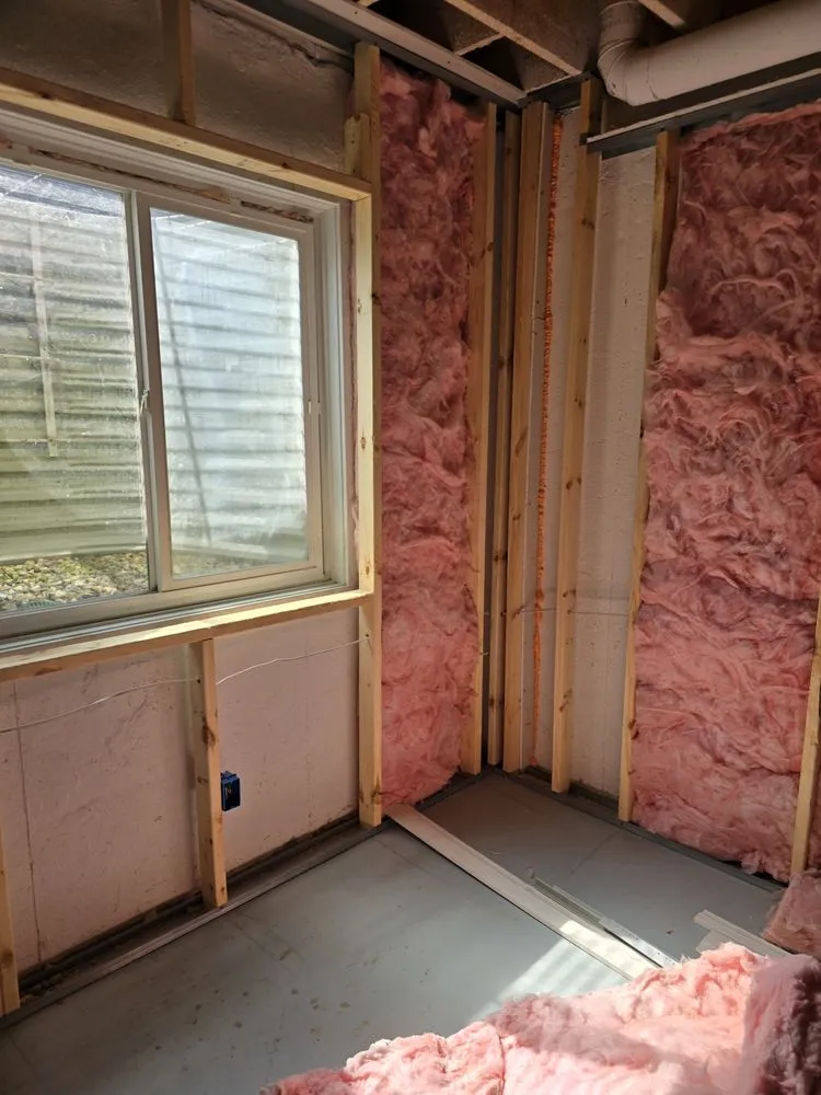 Slide of Estrada Construction