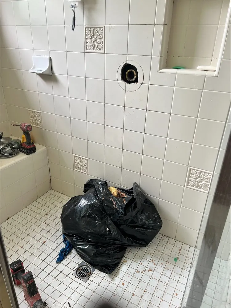 Slide of Estrada plumbing services and Repiping