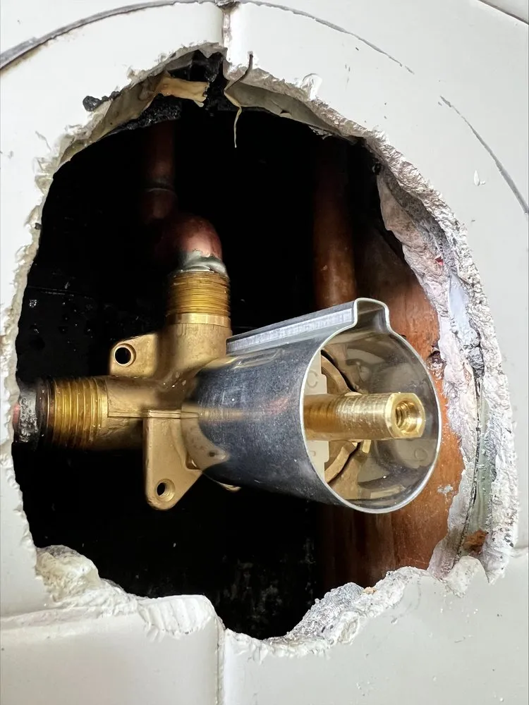 Slide of Estrada plumbing services and Repiping