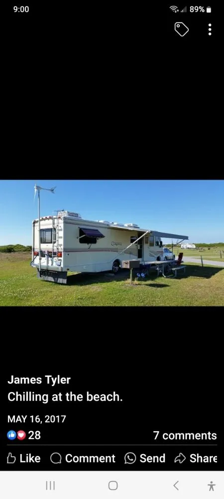 Slide of ET'S Camping & RV