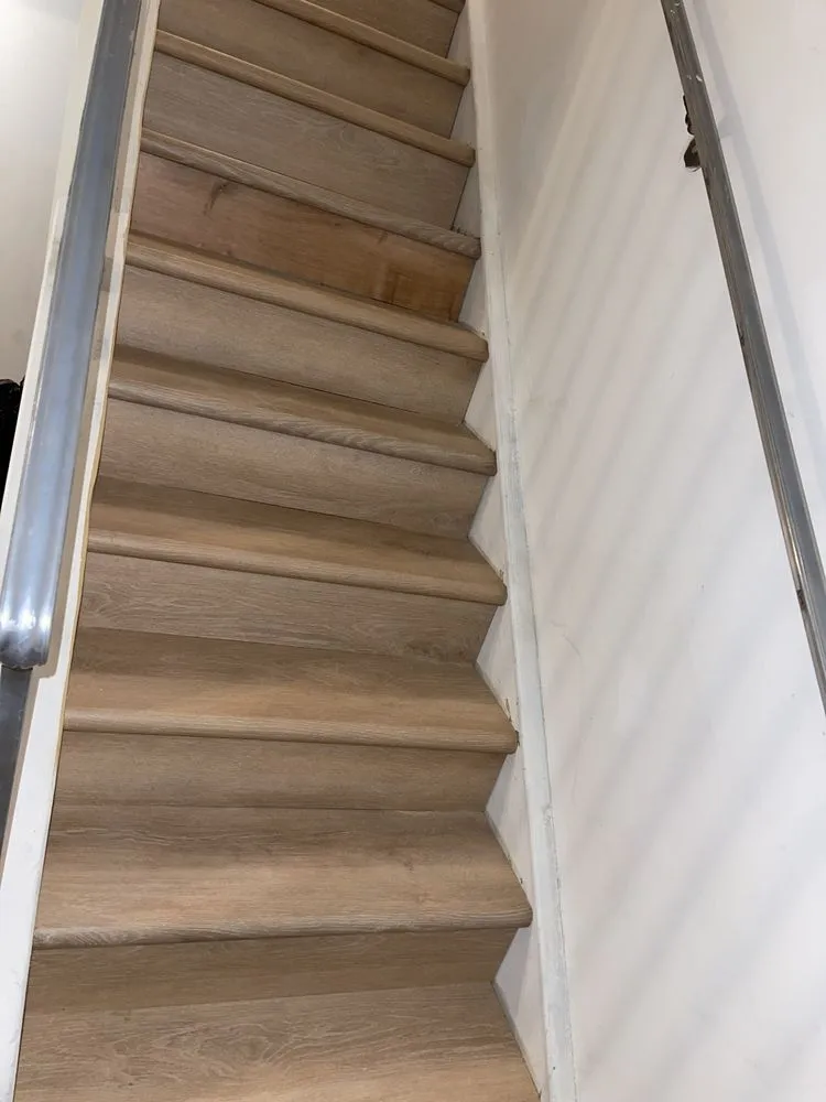 Slide of Ettnil Construction