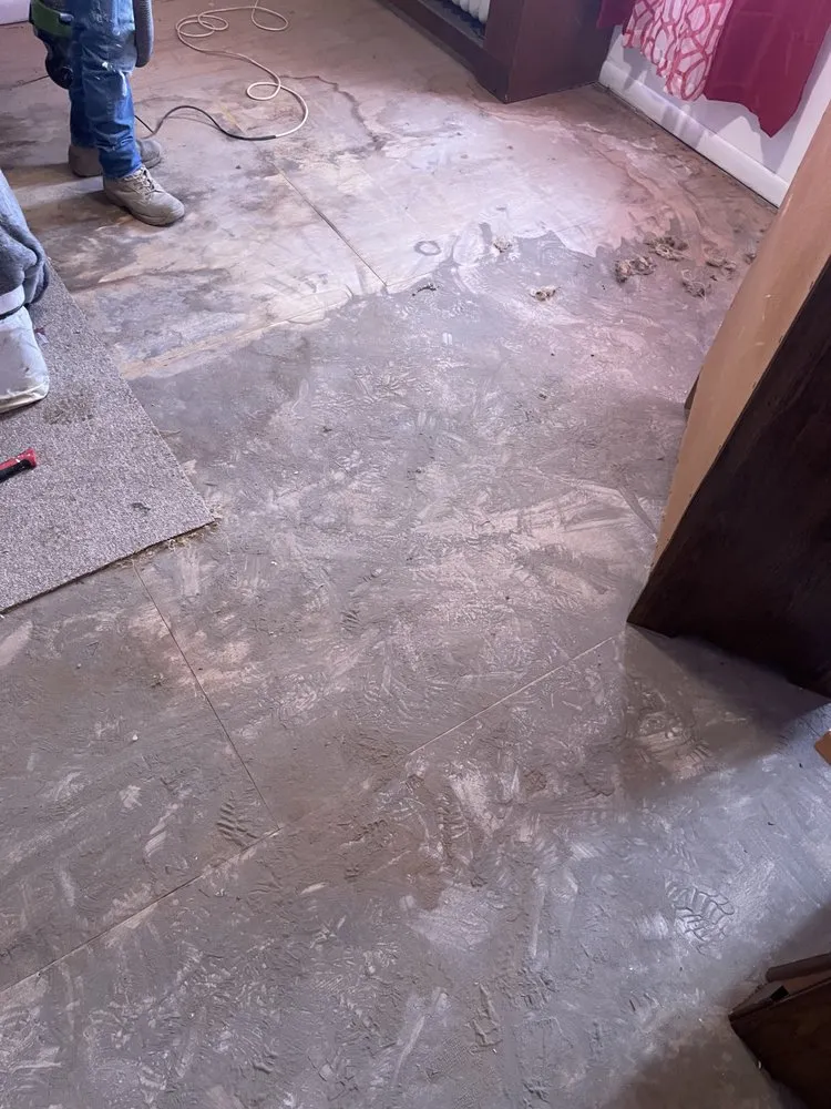 Slide of Ettnil Construction