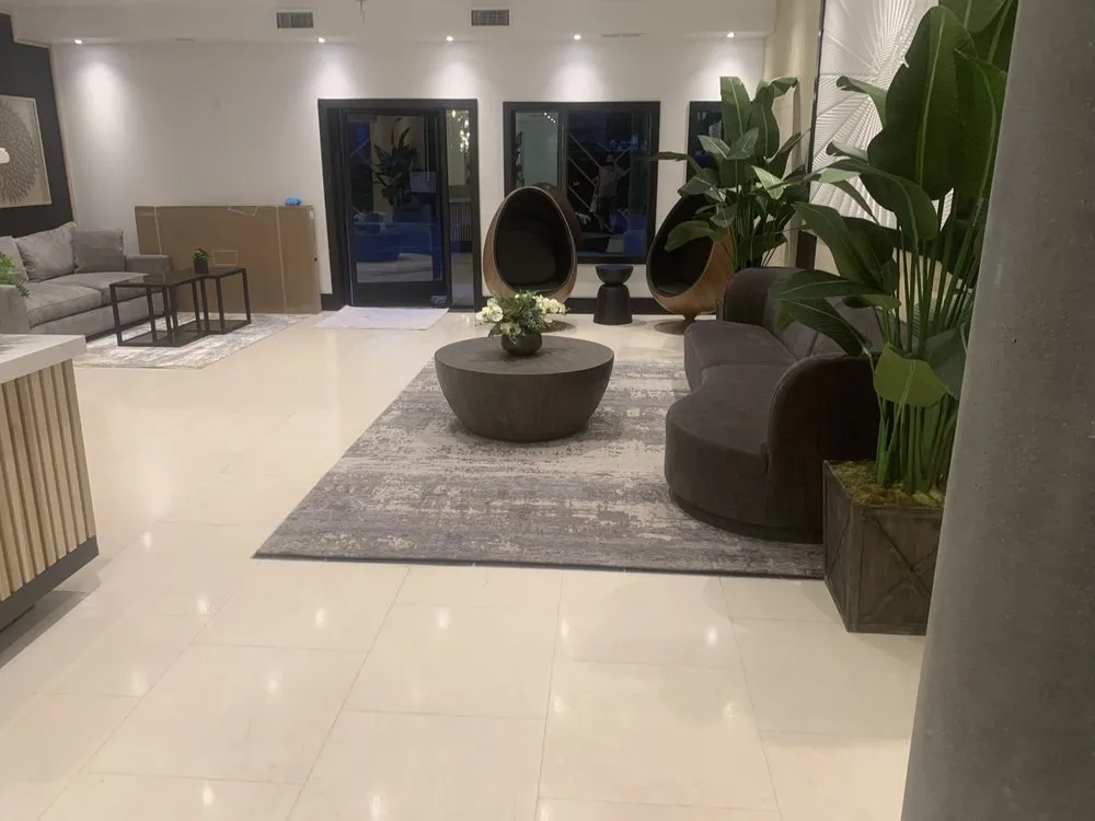 Slide of European Prestige