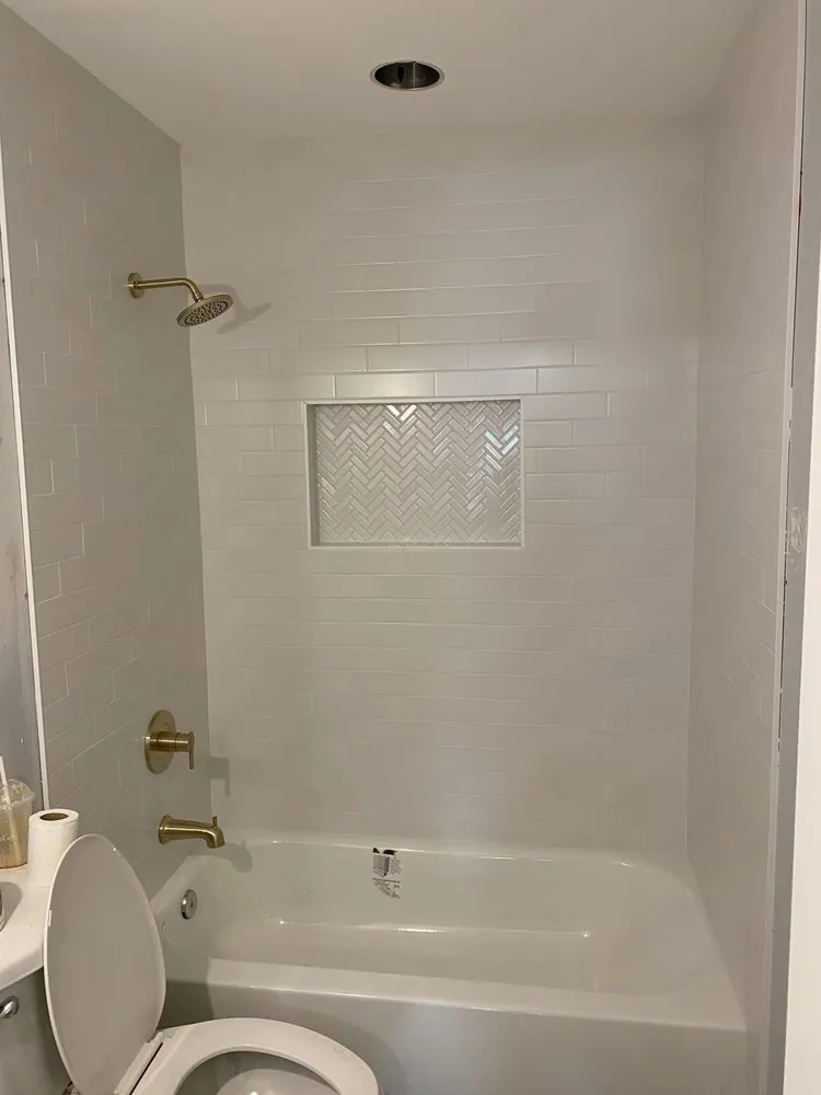 Slide of Evaluna's Remodeling Houses