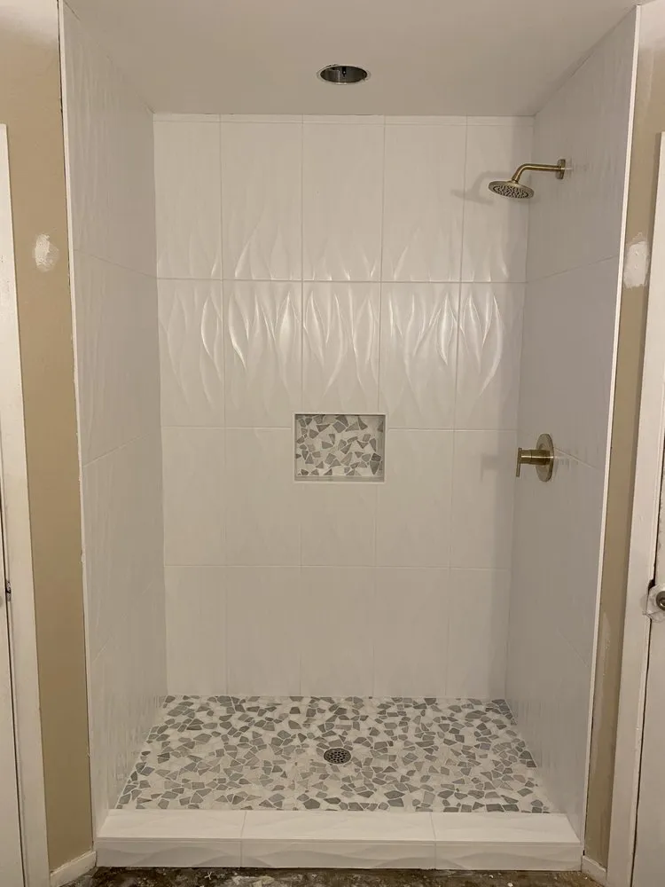 Slide of Evaluna's Remodeling Houses