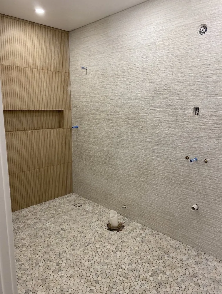 Slide of Evaluna's Remodeling Houses