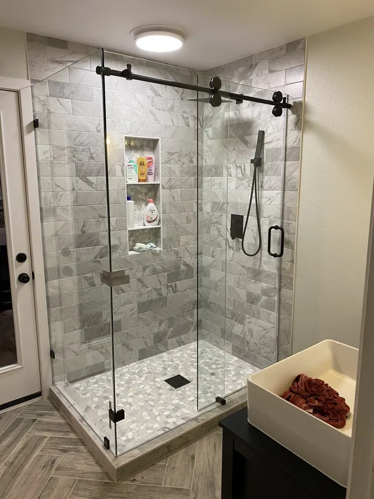 Slide of Evaluna's Remodeling Houses