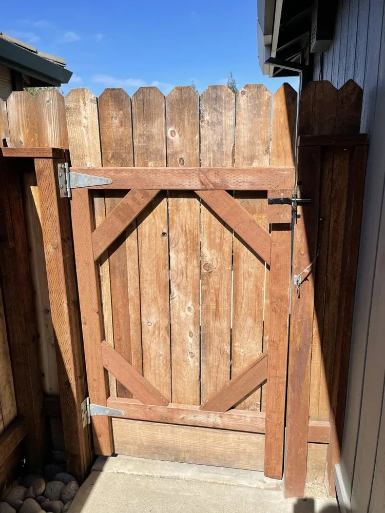 Slide of Evan's Handyman Co.