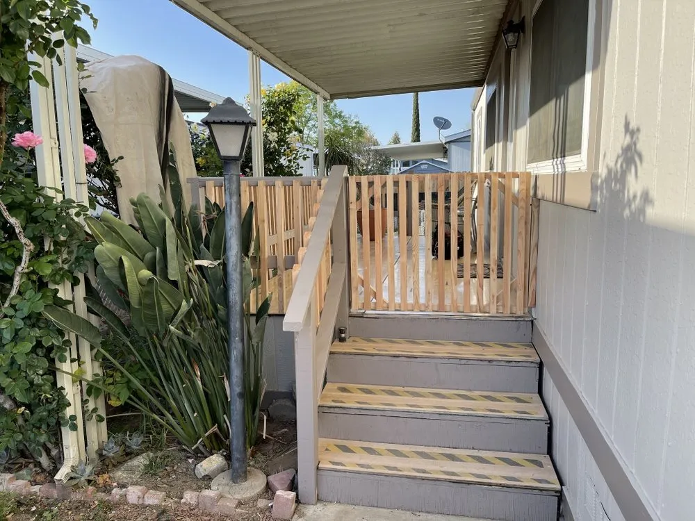 Slide of Evan's Handyman Co.