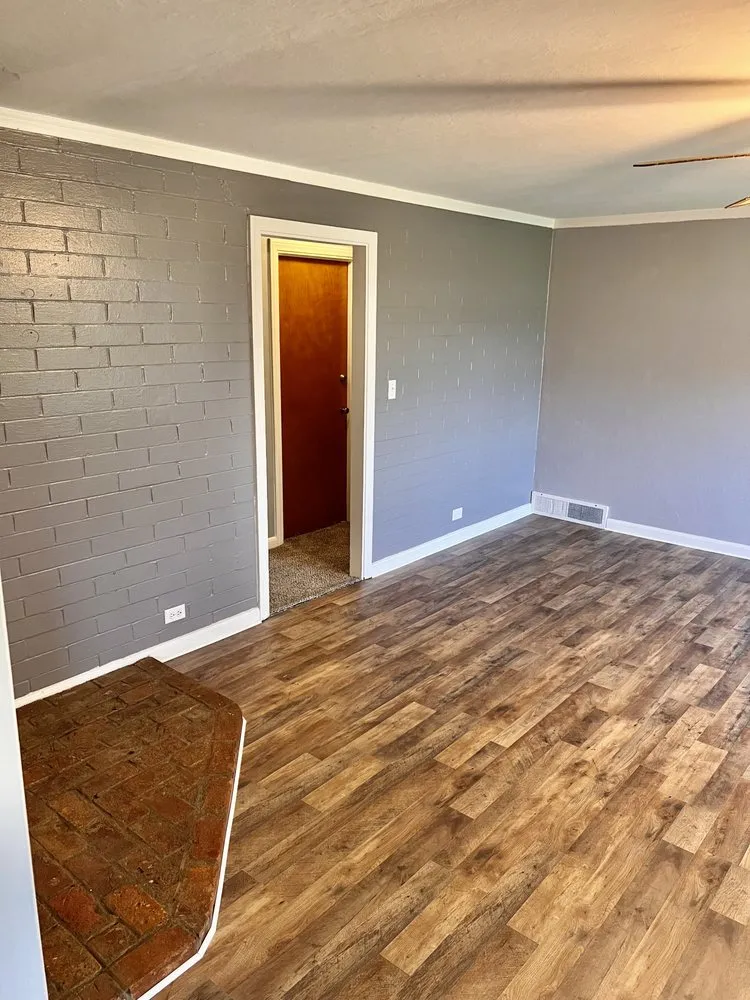 Slide of Evans Home Repair