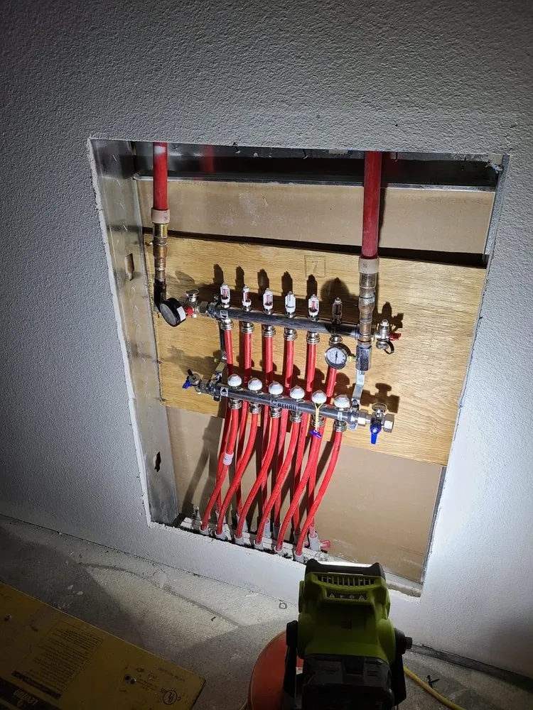 Slide of Everest Mechanical