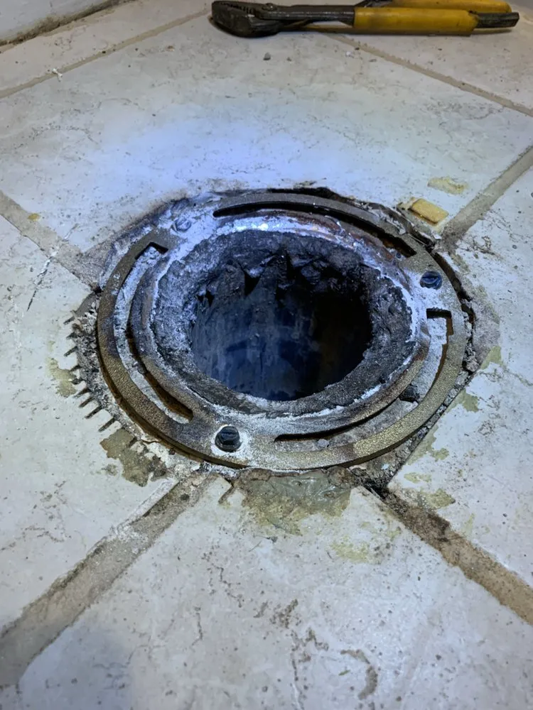 Slide of Everest Plumbing