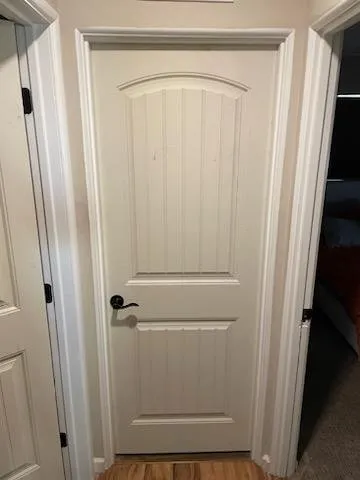 Slide of Everette Handyman