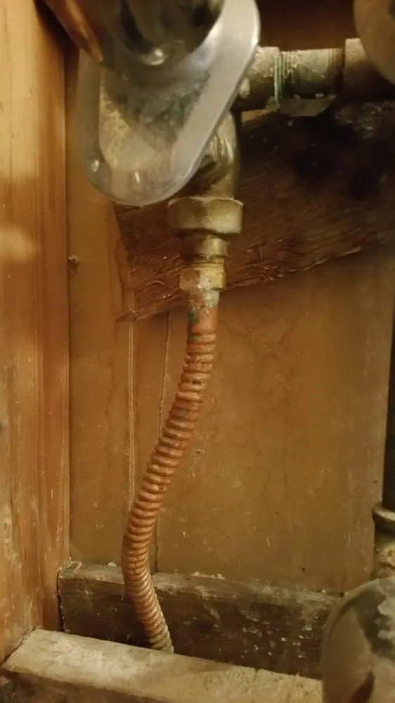 Slide of Everflow Plumbing