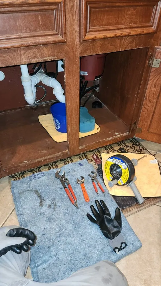 Slide of Everhill Home Services